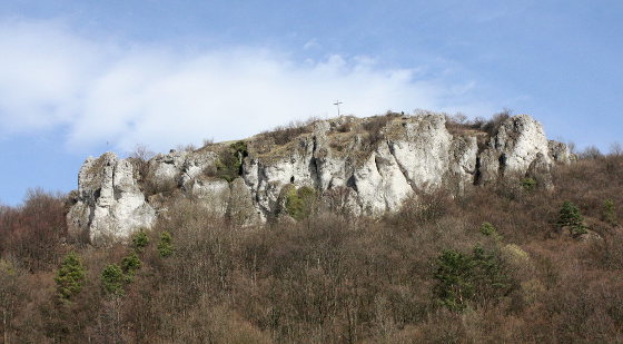 Der bekannte und beliebte Rodenstein oberhalb von Schlaifhausen im Frankenjura