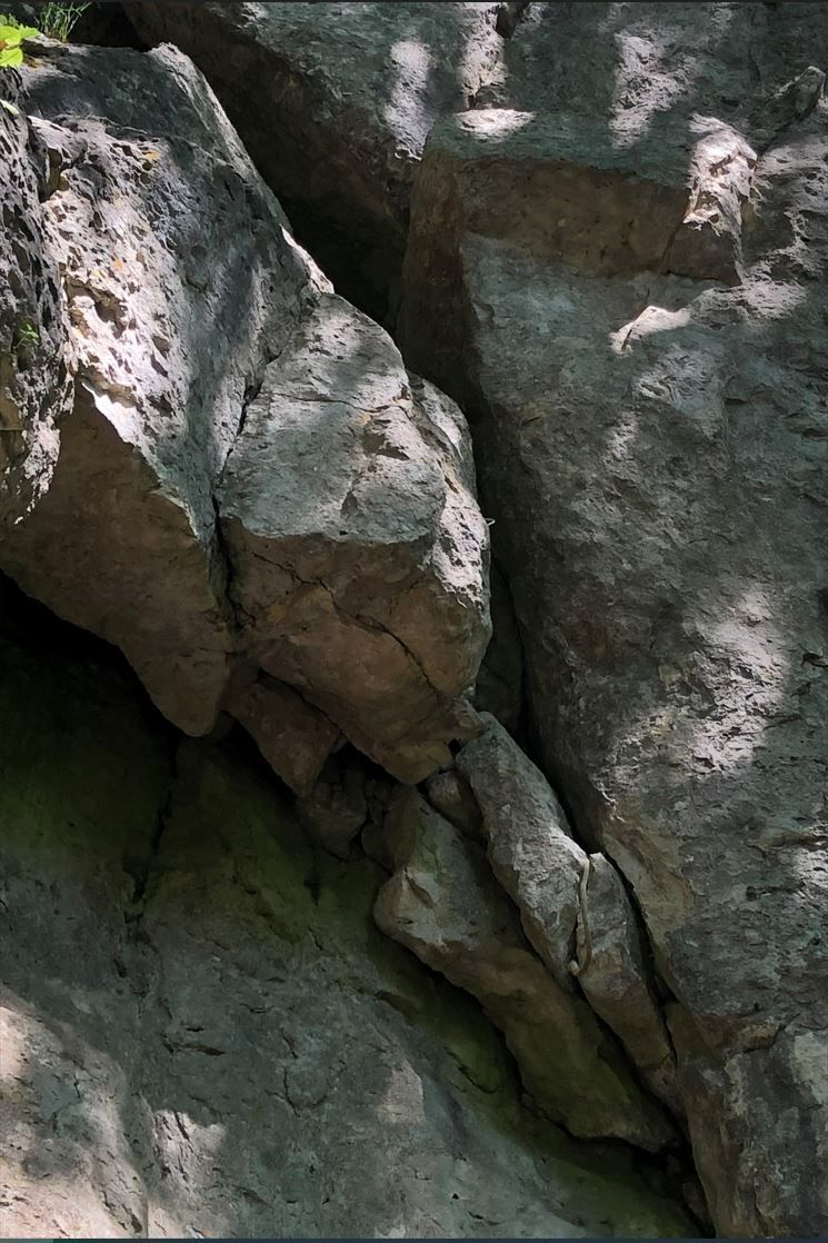 Gefährlicher erster Bühler in Westwand | Asseldach an der Münchser Wand (Bild: Felsen-Peter)