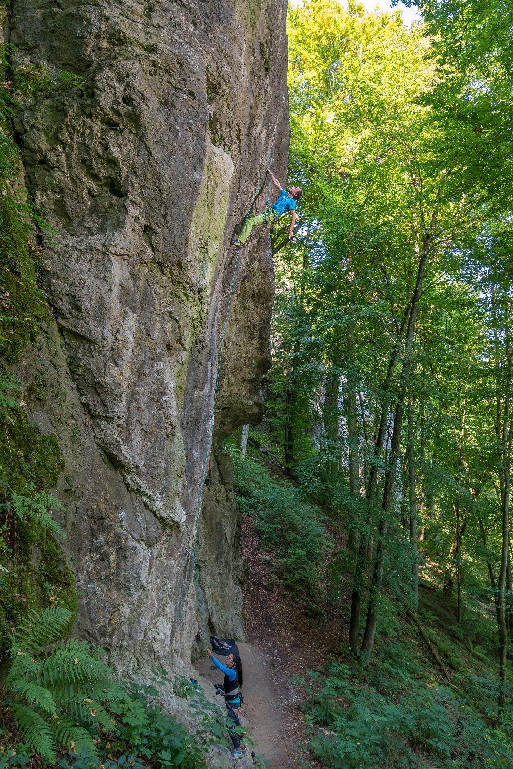 Mathias Weck vor der unteren Crux der ´Geiselhaft´ (10-) an der Hohen Geisel (Bild: Tweet + Mathias Weck)