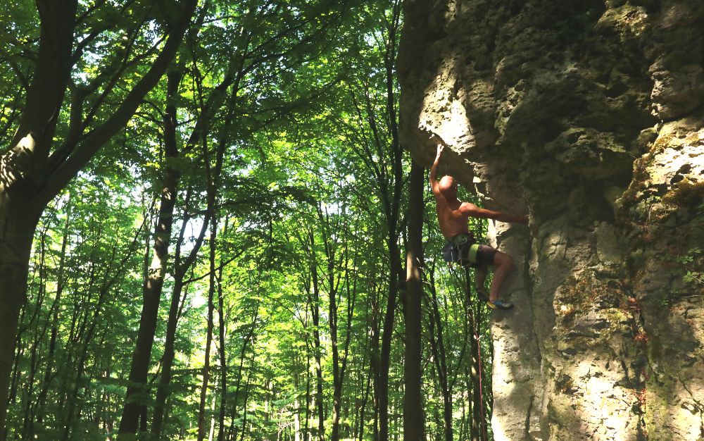 Bernd Hönig in einer der sechs Neutouren am Krausenberg bei Wohlmutshüll