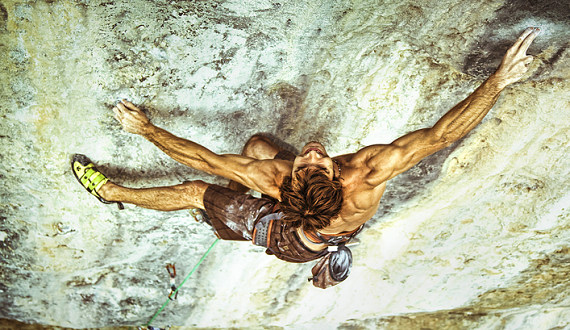 Chris Sharma in ´Dura Dura´(Bild: Boone Speed)