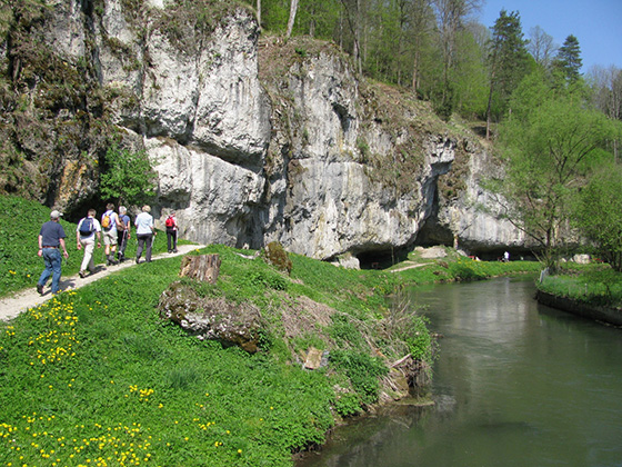 Die erste Schleife führt nach Velden, einem beschaulichen Pegnitzstädtchen.