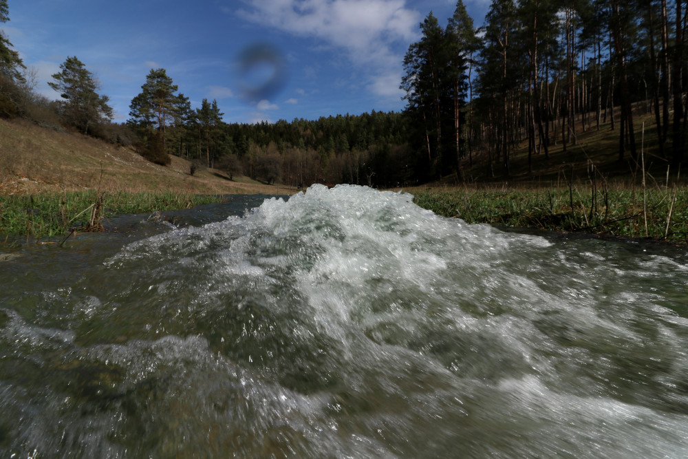 Der Wasserdruck war so stark, dass sich stehende Wellen bildeten