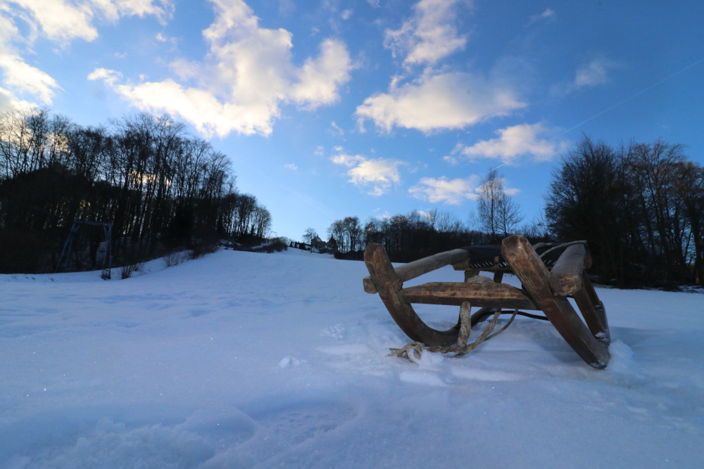 Rodelspaß in Hohenstein. Ein aktuelles Bild vom Freitag Nachmittag