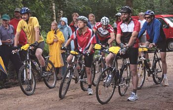 Der Start der Radetappe in Erlangen