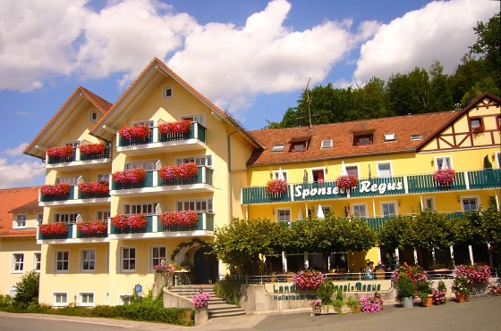 Landhaus Sponsel-Regus ****